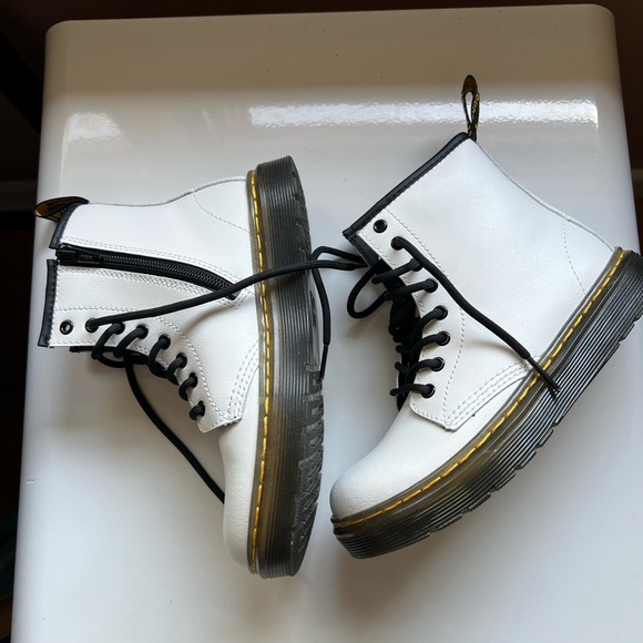Dr. Martens Children’s White Boots EUC - Picture 3 of 6